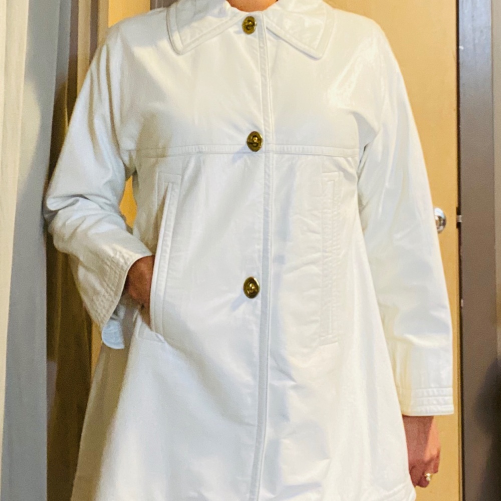 Vintage 1960s Sills Mod Leather Coat